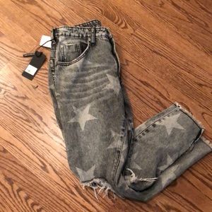 Never been worn high wasted One Teaspoon Jeans!